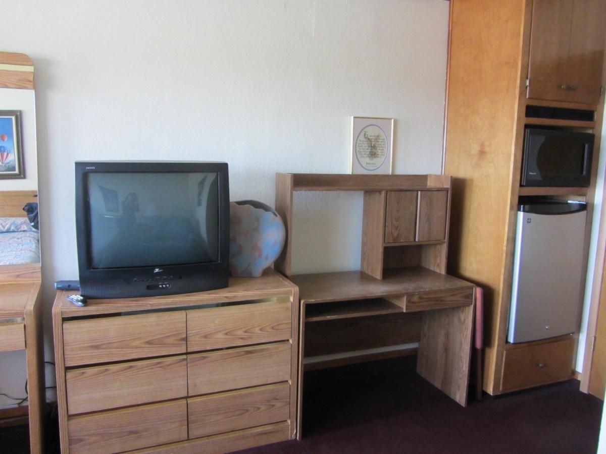 Warrick Plaza Inn Plainview Habitación foto